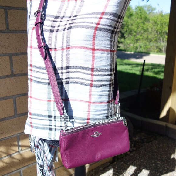 COACH Double zip crossbody pebble leather Deep Berry/purple EUC travel - Picture 2 of 14